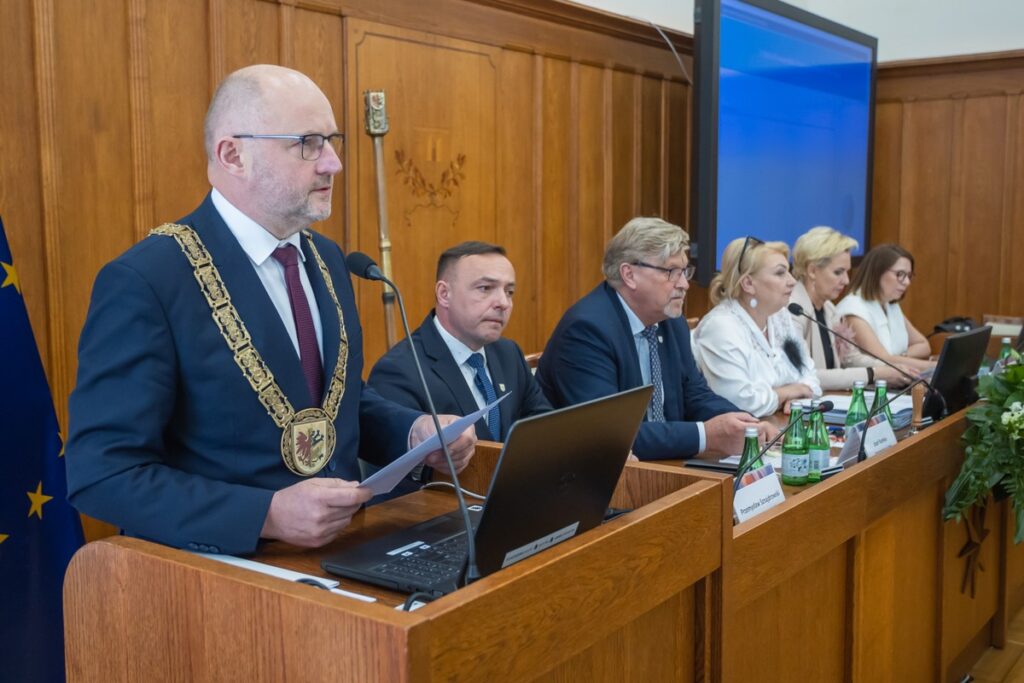 Pierwsza sesja sejmiku województwa, wybory wicemarszałków i członków zarządu województwa, fot. Mikołaj Kuras dla UMWKP