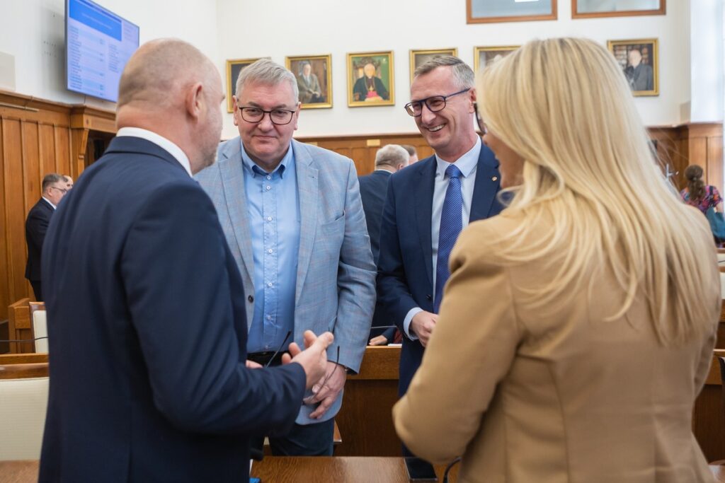 Pierwsza sesja sejmiku województwa, wybory marszałka województwa, fot. Mikołaj Kuras dla UMWKP
