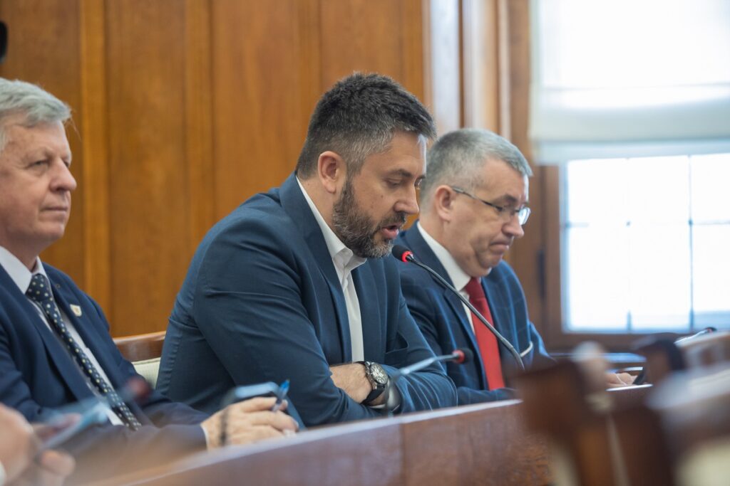 Pierwsza sesja sejmiku województwa, wybory marszałka województwa, fot. Mikołaj Kuras dla UMWKP