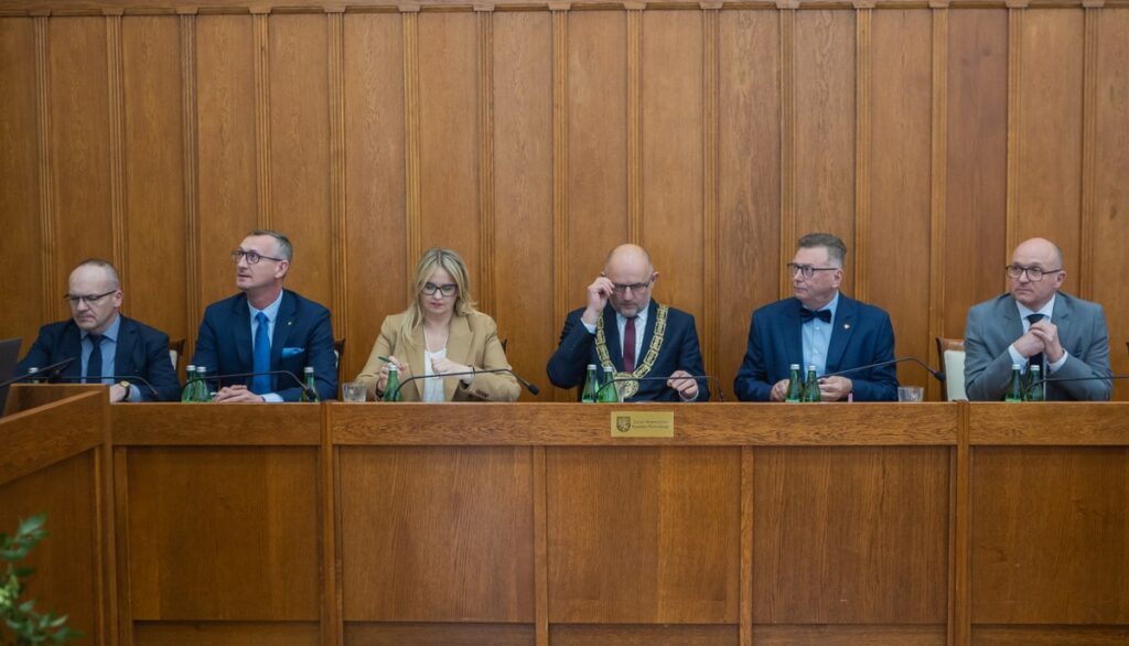 Pierwsza sesja sejmiku województwa, wybory marszałka województwa, fot. Mikołaj Kuras dla UMWKP