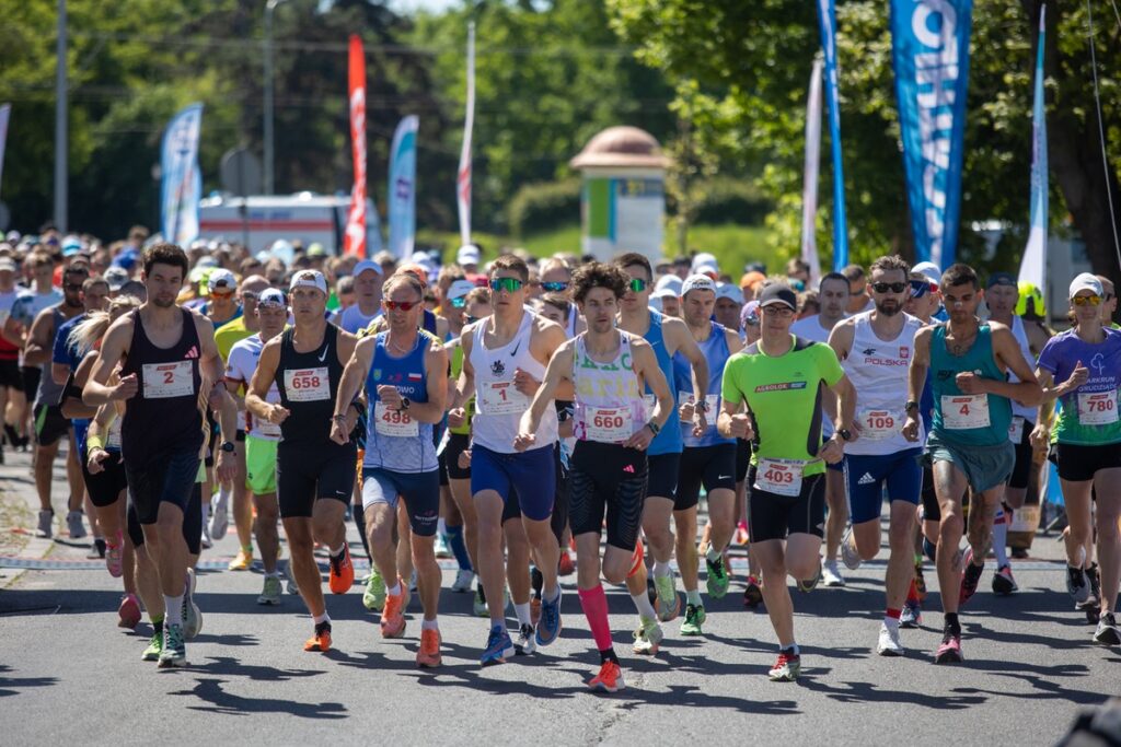 Toruńska Triada Kopernikańska – biegi na 5 km i 10 km, fot. Mikołaj Kuras dla UMWKP