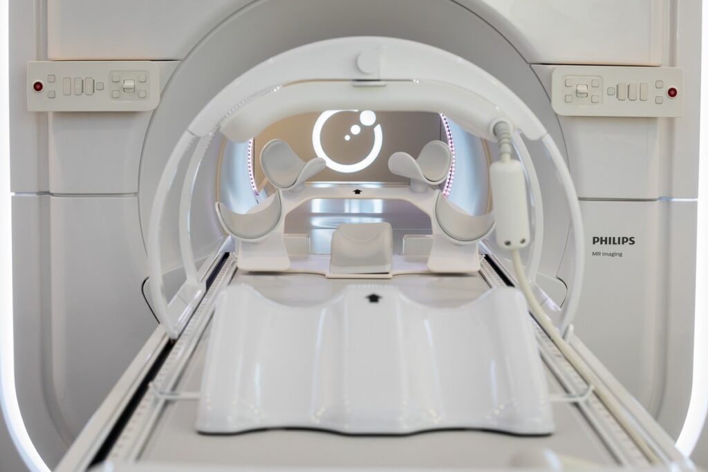 Otwarcie pracowni tzw. radioterapii adaptacyjnej w Centrum Onkologii w Bydgoszczy, fot. Tomasz Czachorowski, eventphoto.com.pl