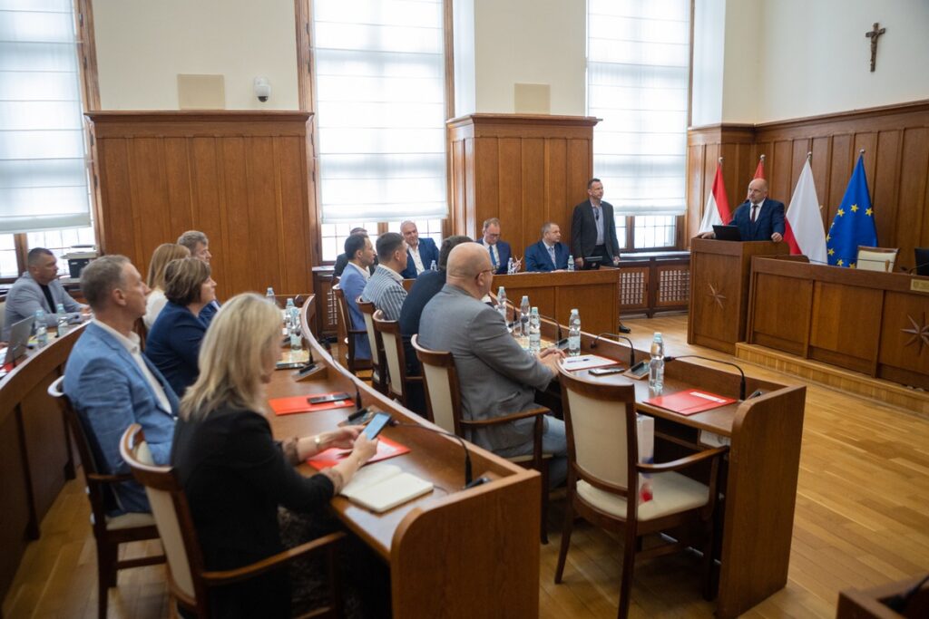 Spotkanie z delegacją samorządowców z Łotwy, fot. Mikołaj Kuras dla UMWKP