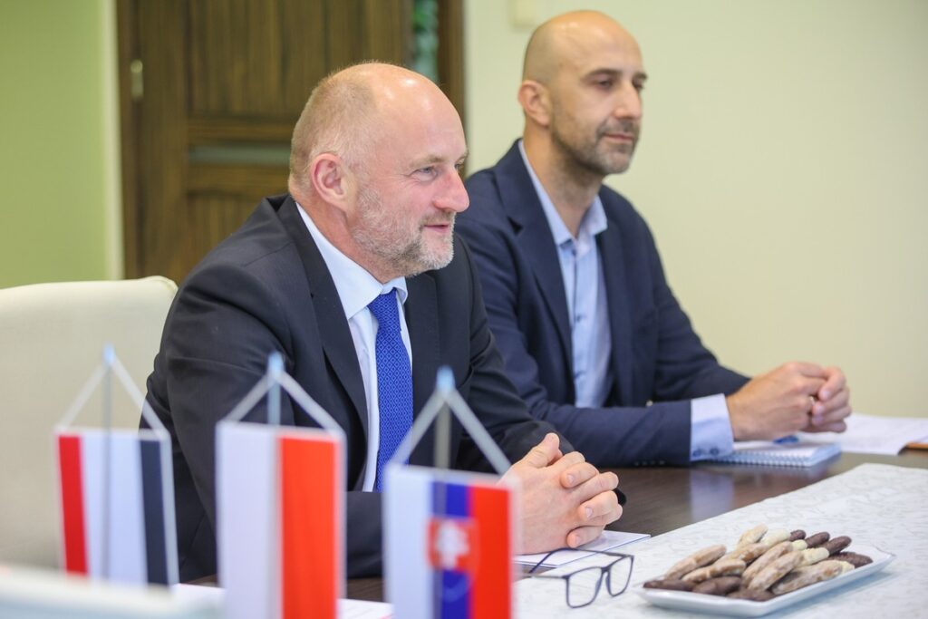 Spotkanie z ambasadorem Republiki Słowackiej Andreą Elschekovą-Matisovą, fot. Mikołaj Kuras dla UMWKP