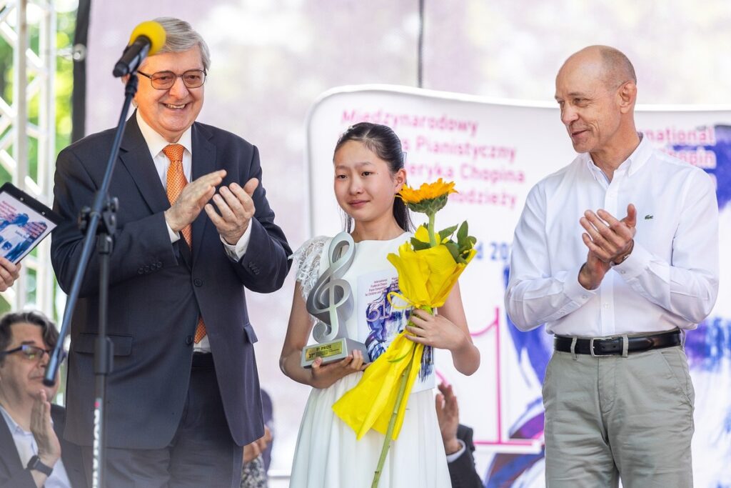 Zakończenie Konkursu Pianistycznego w Szafarni fot. Szymon Zdziebło/tarantoga.pl dla UMWKP