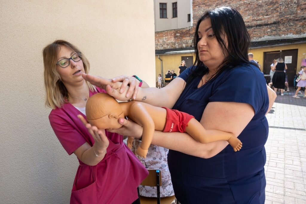 Impreza z okazji Dnia Matki „Medyk dla mamy, taty i dziecka”, fot. Mikołaj Kuras dla UMWKP