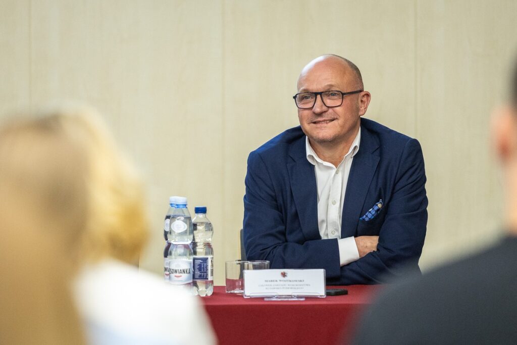 Uroczystość wręczenia umów, 29 maja 2024, fot. Szymon Zdziebło/tarantoga.pl dla UMWKP