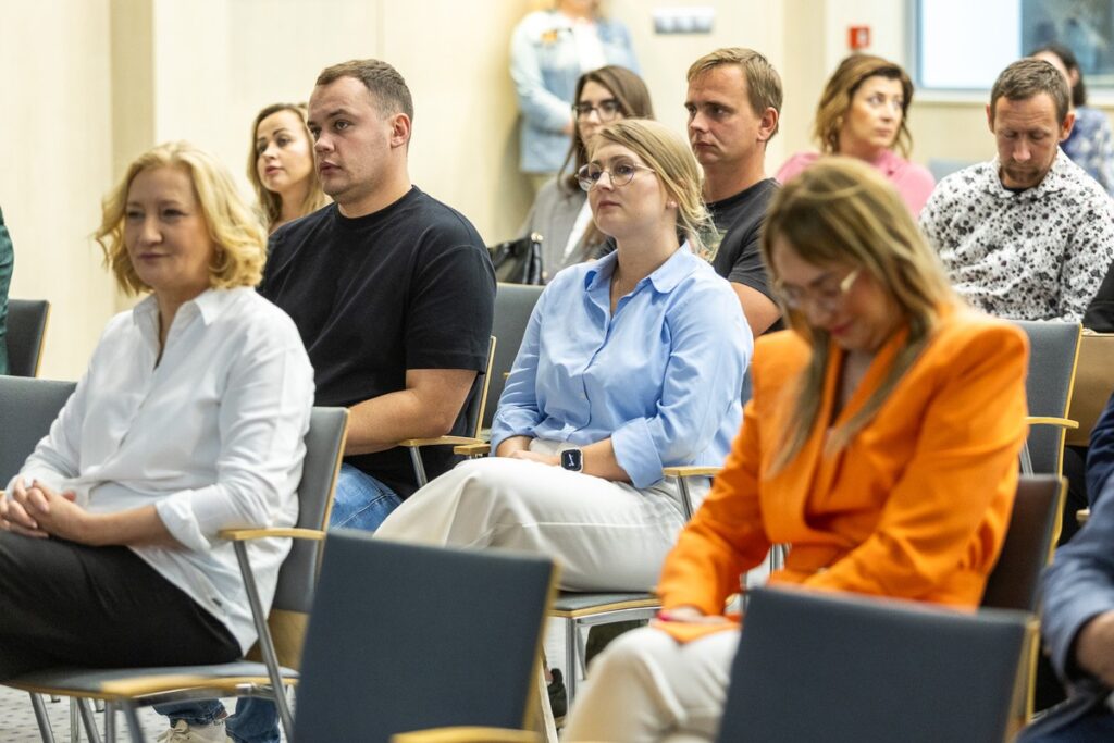 Uroczystość wręczenia umów, 29 maja 2024, fot. Szymon Zdziebło/tarantoga.pl dla UMWKP