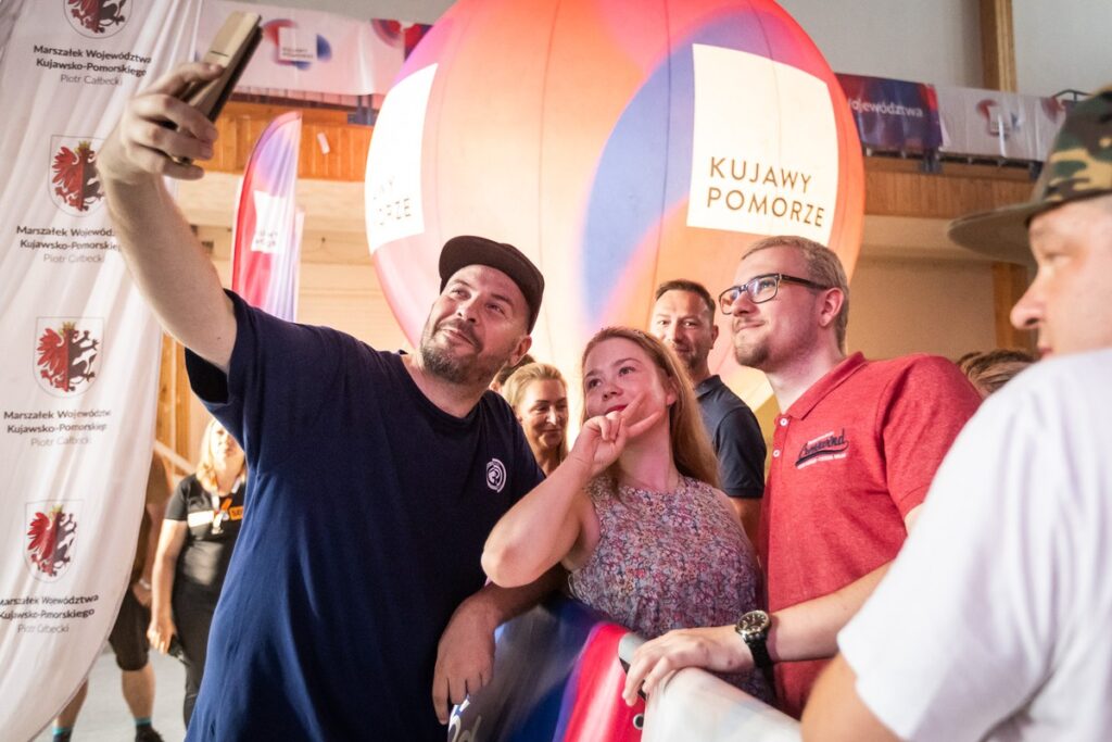 Koncert „Przystań wolności” w Grudziądzu, fot. Szymon Zdziebło, tarantoga.pl dla UMWKP