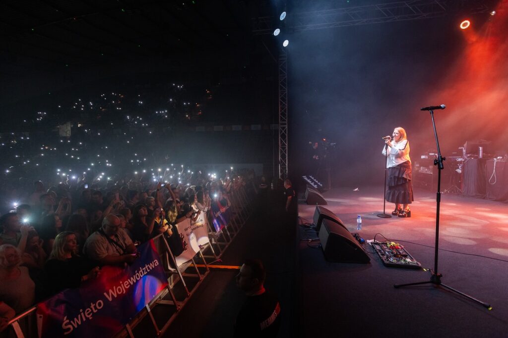 Koncert „Fajansowe sny” we Włocławku, fot. Szymon Zdziebło, tarantoga.pl dla UMWKP