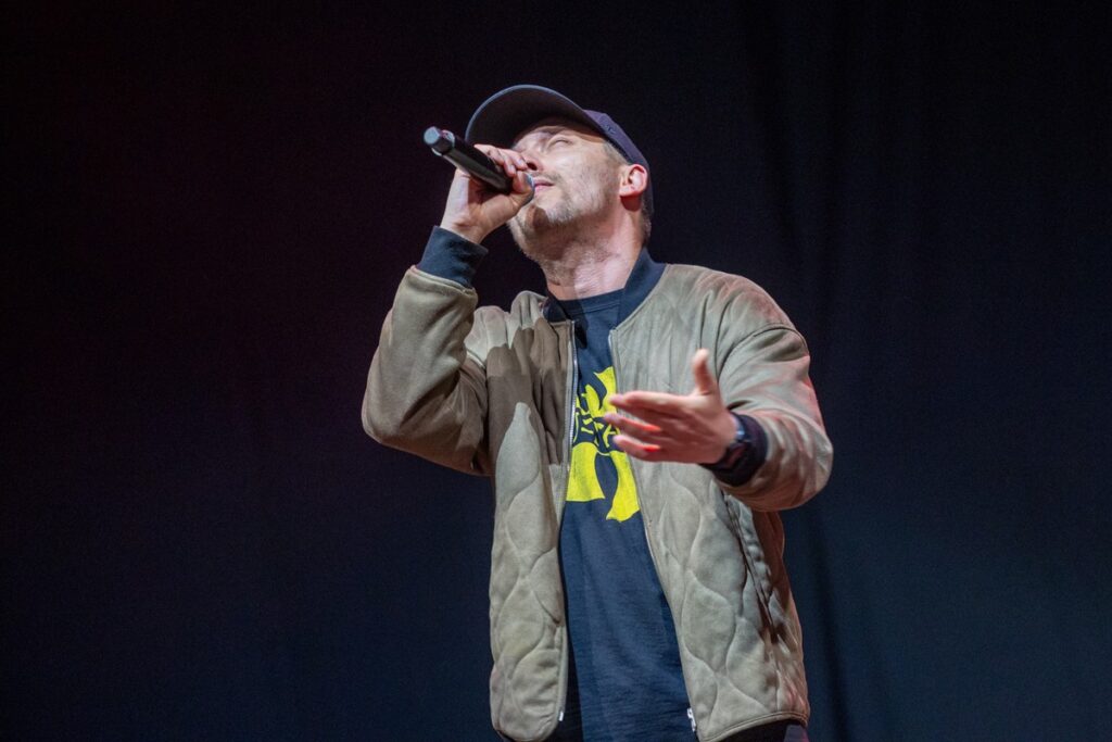 Koncert L.U.C. & Rebel Babel Ensemble w towarzystwie orkiestr dętych z udziałem Bisza (B.O.K.), fot. Mikołaj Kuras dla UMWKP