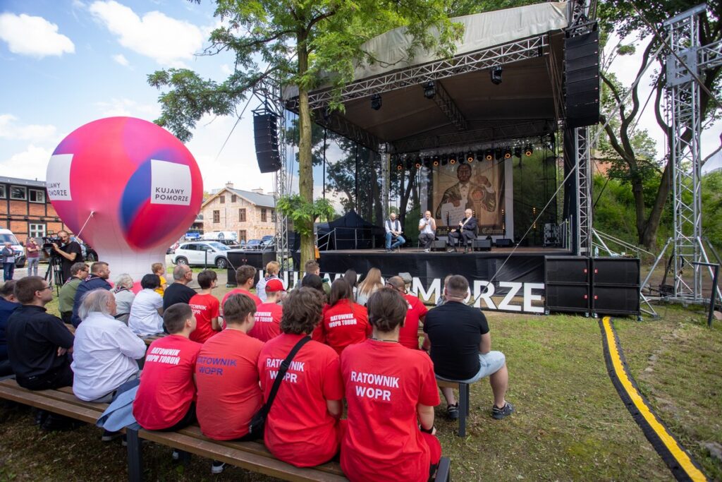 Przystanek JPII „Wiara, kultura, dobro”, fot. Mikołaj Kuras dla UMWKP