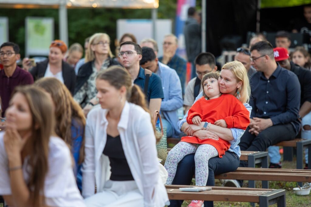 Przystanek JPII „Wiara, kultura, dobro”, fot. Mikołaj Kuras dla UMWKP