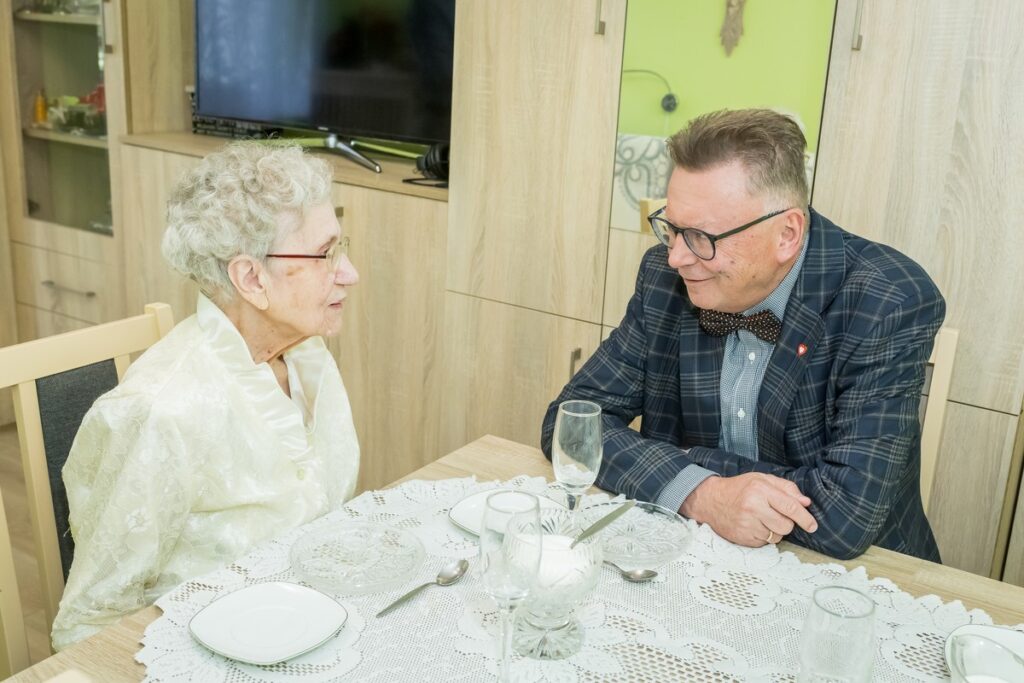 Wręczenie medalu Unitas Durat Stanisławie Szali, fot. Tomasz Czachorowski/eventphoto.com.pl dla UMWKP
