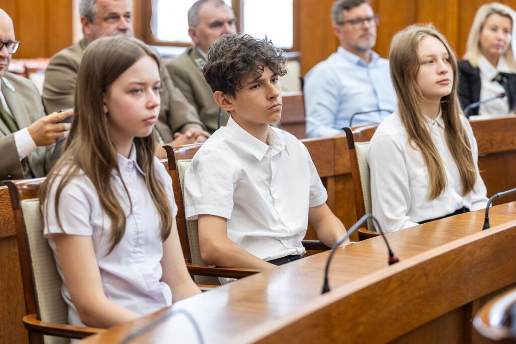 Spotkanie z uczestnikami konkursu „Poznajemy Parki Krajobrazowe”, fot. Szymon Zdziebło/tarantoga.pl dla UMWKP