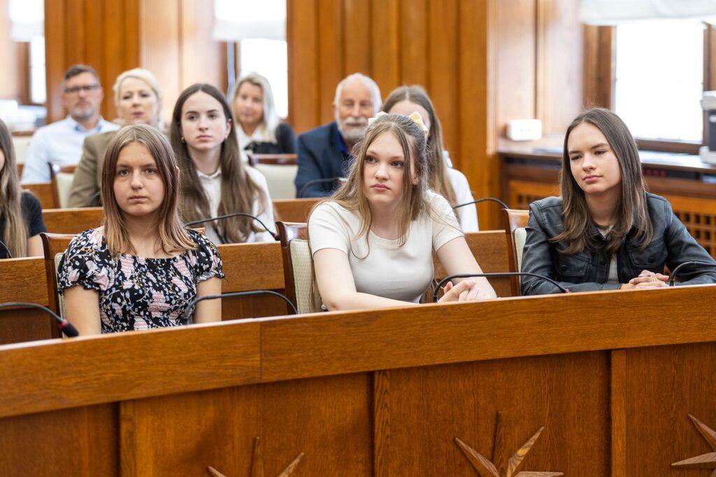 Spotkanie z uczestnikami konkursu „Poznajemy Parki Krajobrazowe”, fot. Szymon Zdziebło/tarantoga.pl dla UMWKP