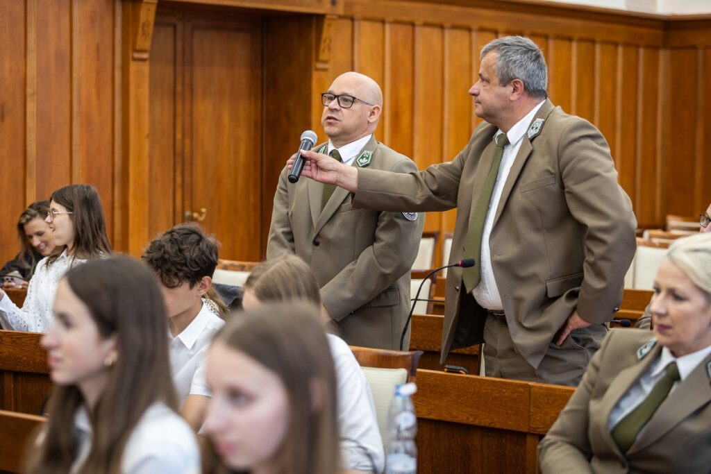 Spotkanie z uczestnikami konkursu „Poznajemy Parki Krajobrazowe”, fot. Szymon Zdziebło/tarantoga.pl dla UMWKP