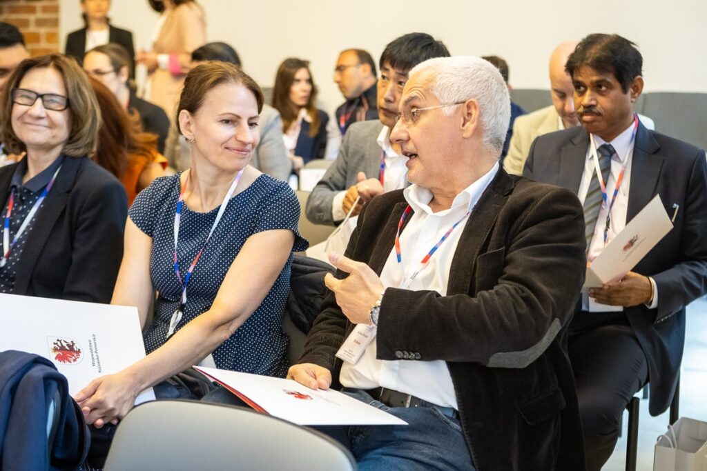 Spotkanie z radcami handlowymi ambasad, fot. Szymon Zdziebło/tarantoga.pl dla UMWKP