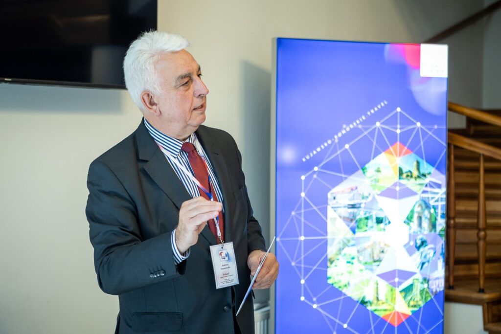 Spotkanie z radcami handlowymi ambasad, fot. Szymon Zdziebło/tarantoga.pl dla UMWKP