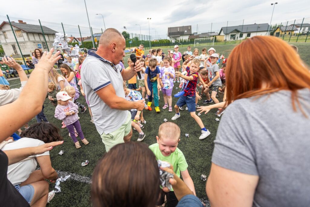 Sportowy dzień z aktywną gminą w Unisławiu, fot. Szymon Zdziebło, tarantoga.pl dla UMWKP