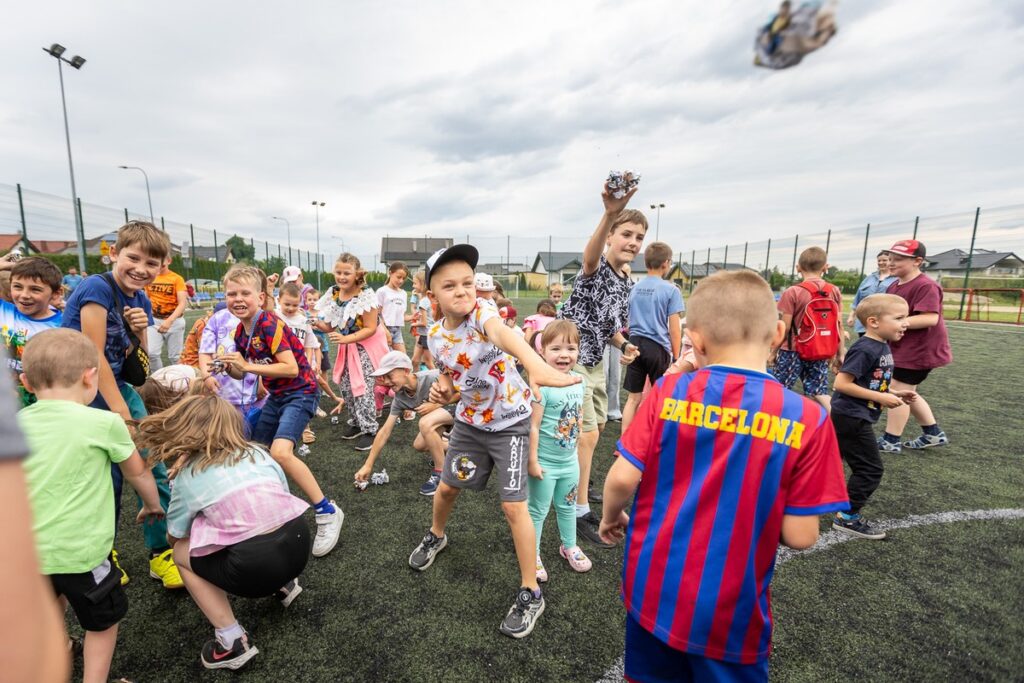 Sportowy dzień z aktywną gminą w Unisławiu, fot. Szymon Zdziebło, tarantoga.pl dla UMWKP