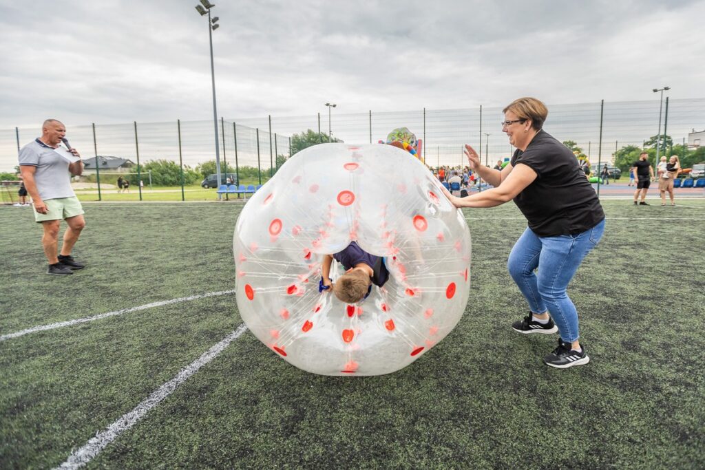 Sportowy dzień z aktywną gminą w Unisławiu, fot. Szymon Zdziebło, tarantoga.pl dla UMWKP
