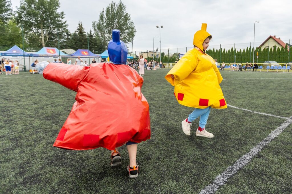 Sportowy dzień z aktywną gminą w Unisławiu, fot. Szymon Zdziebło, tarantoga.pl dla UMWKP