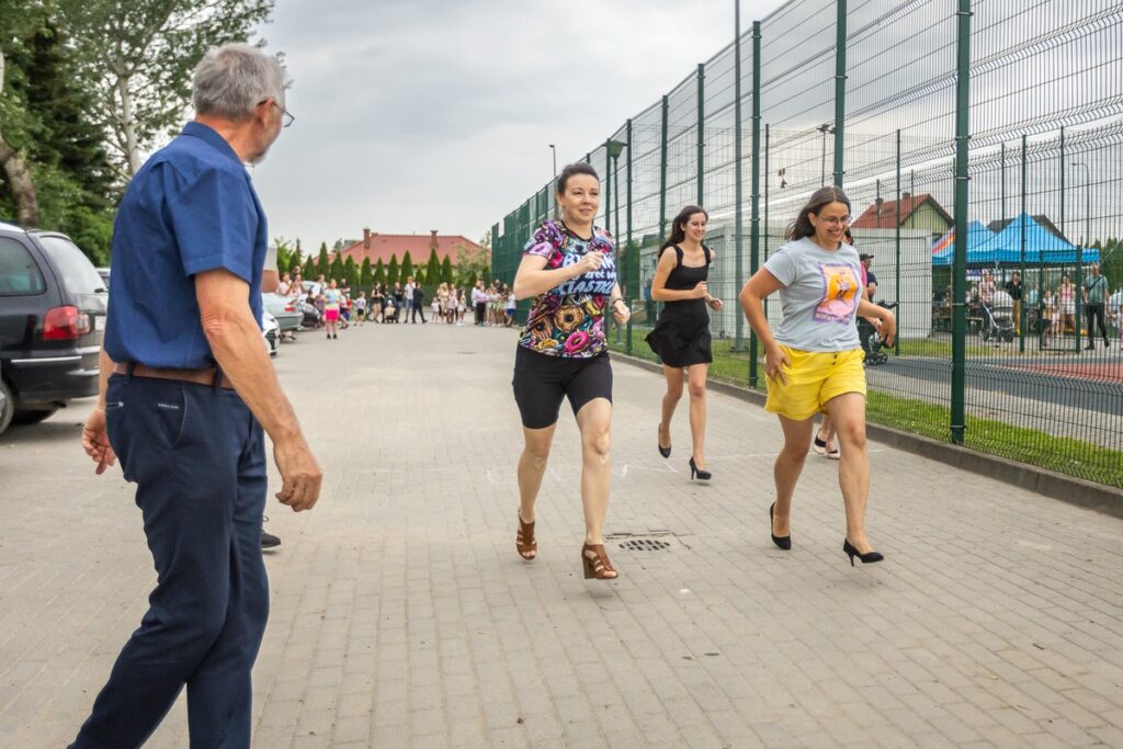 Sportowy dzień z aktywną gminą w Unisławiu, fot. Szymon Zdziebło, tarantoga.pl dla UMWKP