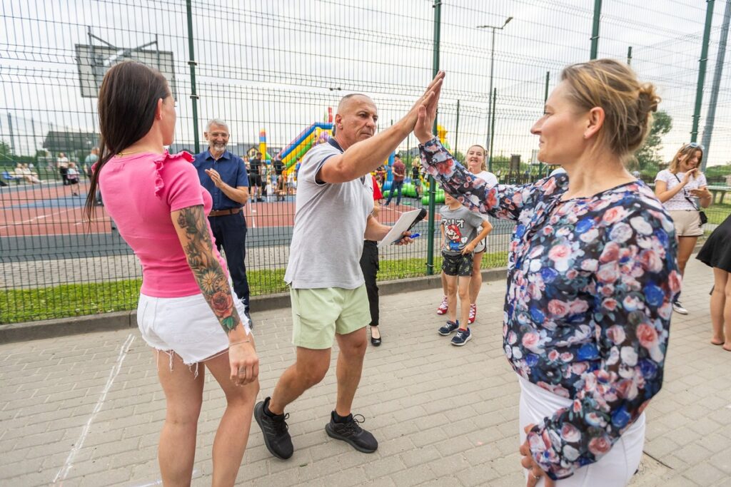Sportowy dzień z aktywną gminą w Unisławiu, fot. Szymon Zdziebło, tarantoga.pl dla UMWKP
