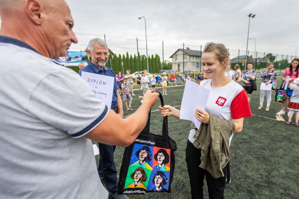 Sportowy dzień z aktywną gminą w Unisławiu, fot. Szymon Zdziebło, tarantoga.pl dla UMWKP