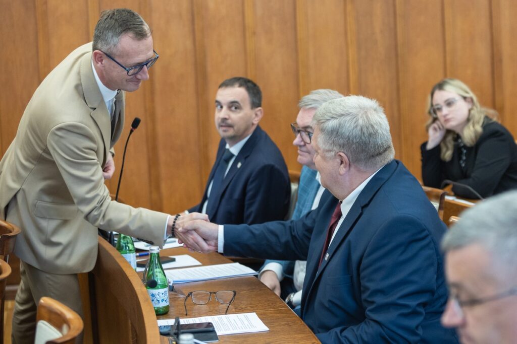 Sesja absolutoryjna sejmiku województwa, fot. Mikołaj Kuras dla UMWKP