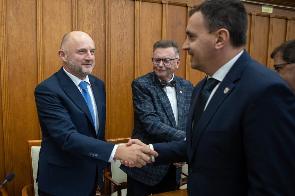 Sesja absolutoryjna sejmiku województwa, fot. Mikołaj Kuras dla UMWKP