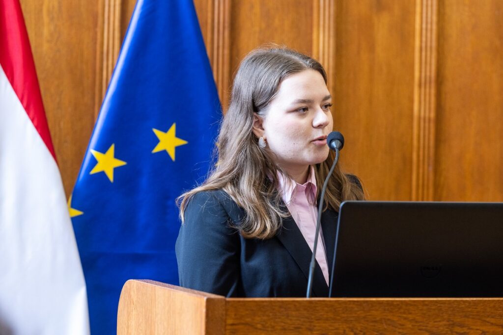 Pierwsze posiedzenie Młodzieżowego Sejmiku Województwa Kujawsko-Pomorskiego drugiej kadencji, fot. Szymon Zdziebło/tarantoga.pl dla UMWKP