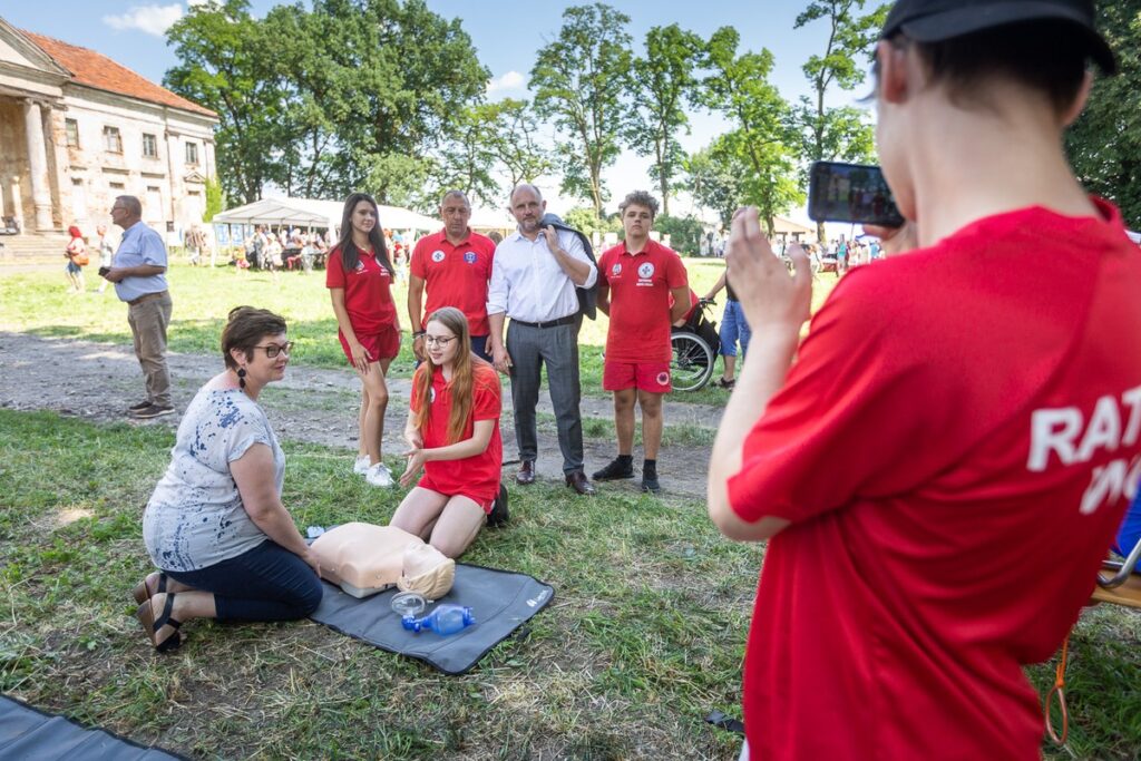 Piknik w Nawrze w 2023 roku fot. Szymon Zdziebło/tarantoga.pl dla UMWKP