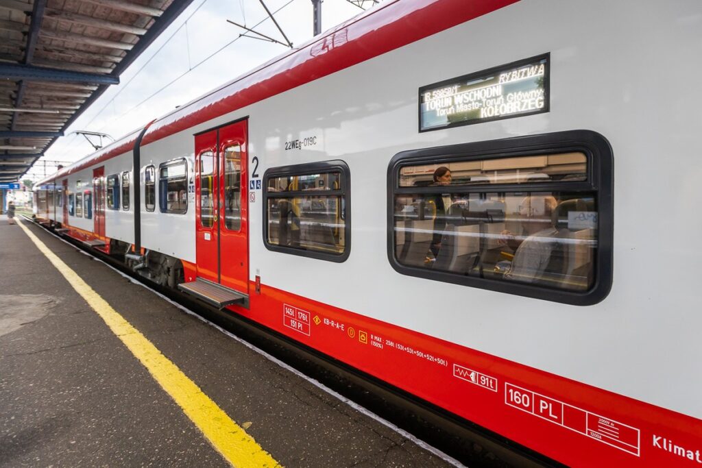 Przejazd inauguracyjny Toruń-Kołobrzeg, fot. Szymon Zdziebło/tarantoga.pl dla UMWKP