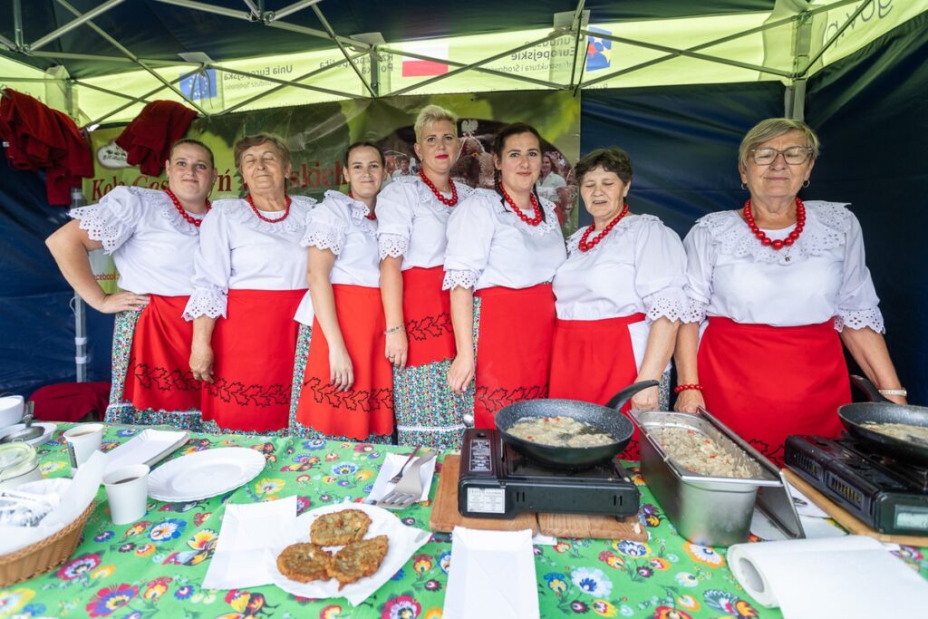 Wianki w Bieńkówce fot. Szymon Zdziebło/tarantoga.pl dla UMWKP
