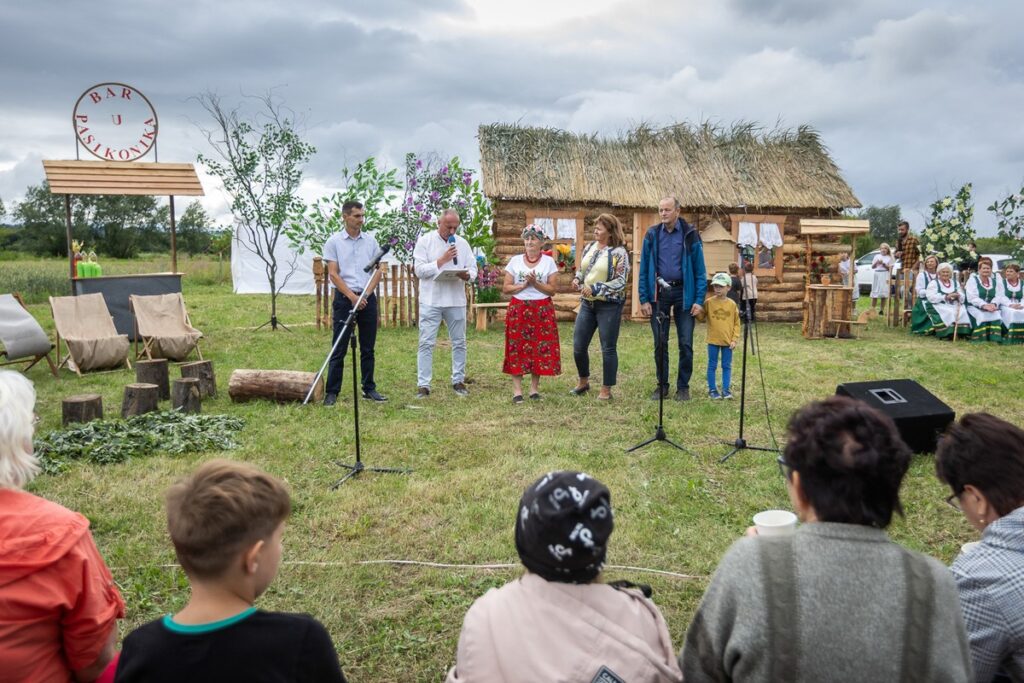 Wianki w Bieńkówce fot. Szymon Zdziebło/tarantoga.pl dla UMWKP