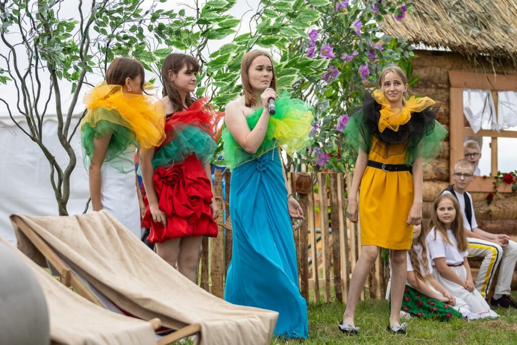 Wianki w Bieńkówce fot. Szymon Zdziebło/tarantoga.pl dla UMWKP