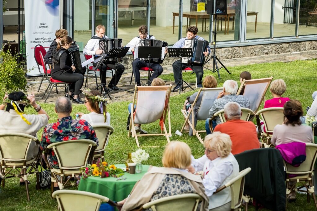 Świętojanki w Lubostroniu, fot. Tomasz Czachorowski, eventphoto.com.pl dla UMWKP