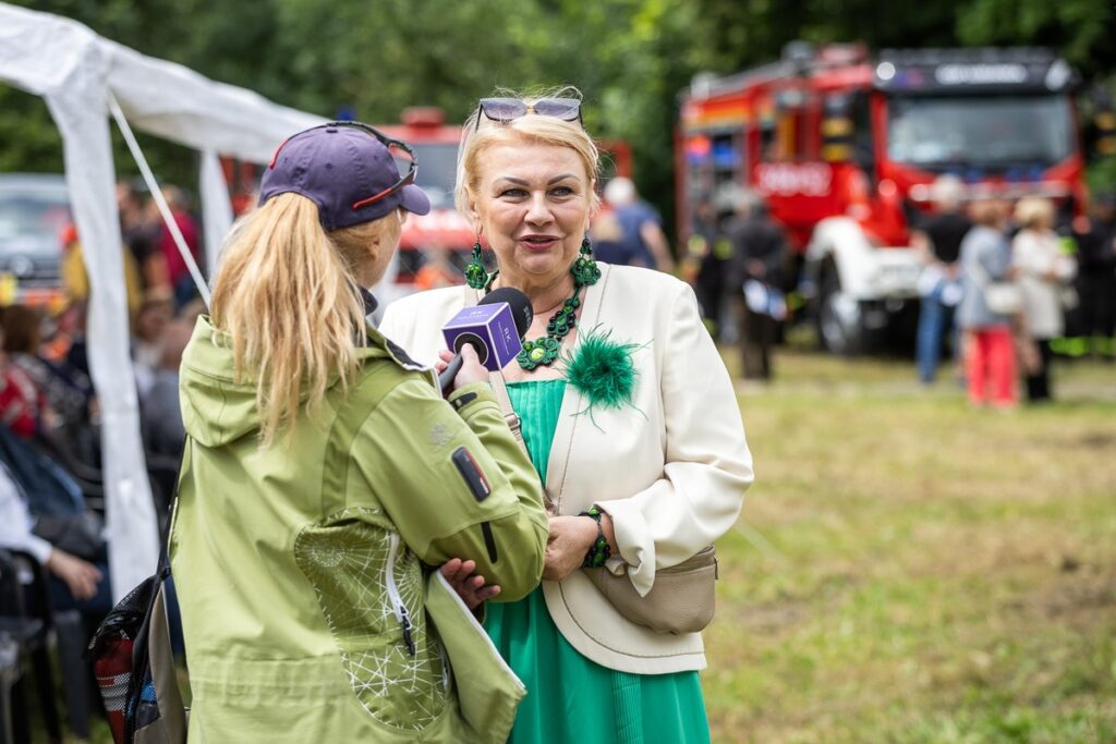 Piknik na rozpoczęcie wakacji w Nawrze, fot. Szymon Zdziebło, tarantoga.pl dla UMWKP