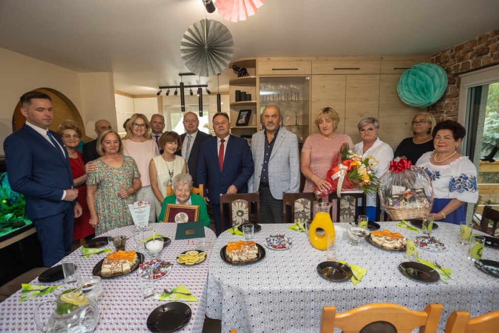 Setne urodziny Bronisławy Nizio fot. Mikołaj Kuras dla UMWKP