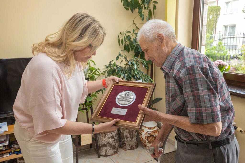 Setne urodziny Edwarda Holinko fot. Mikołaj Kuras dla UMWKP