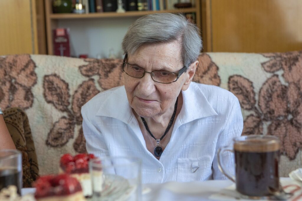 Wręczenie medalu Unitas Durat Annie Jankowskiej, fot. Mikołaj Kuras dla UMWKP