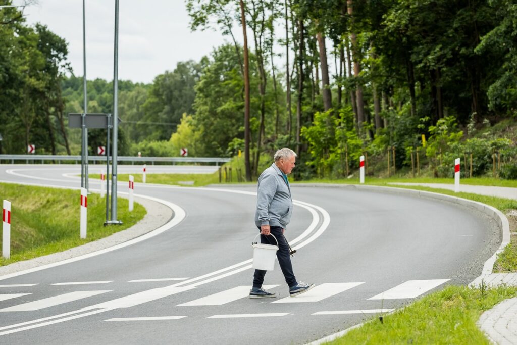 Modernizacja drogi wojewódzkiej nr 254 Łabiszyn-Brzoza, fot. Tomasz Czachorowski/eventphoto.com.pl dla UMWKP