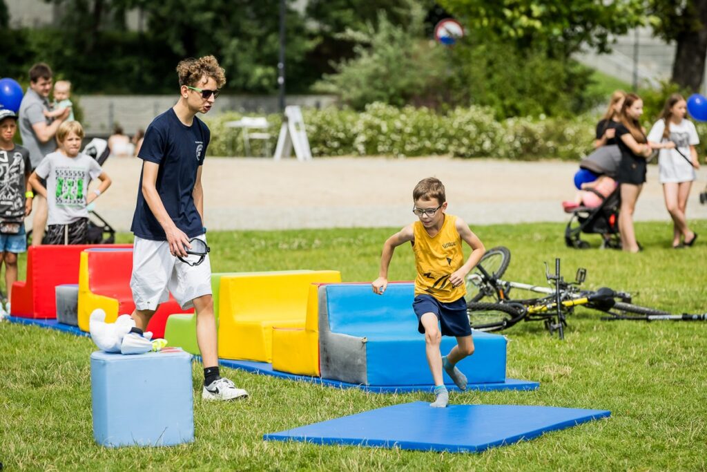Piknik na bydgoskiej Wyspie Młyńskiej, fot. Tomasz Czachorowski/eventphoto.com.pl dla UMWKP