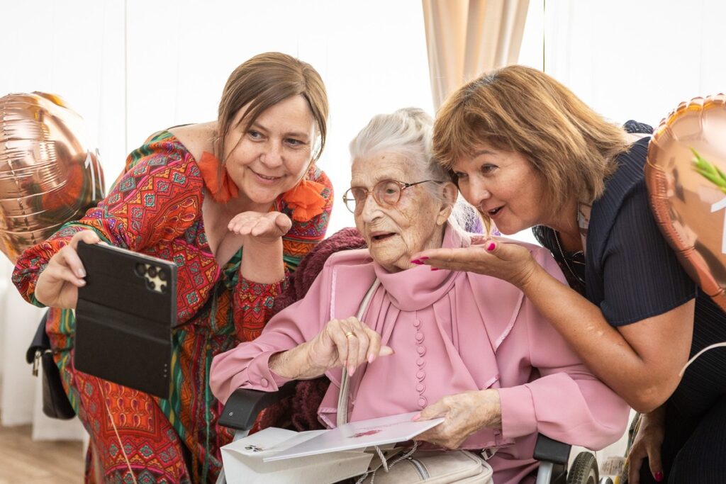 107. Urodziny Aurelii Liwińskiej, fot. Szymon Zdziebło/tarantoga.pl dla UMWKP