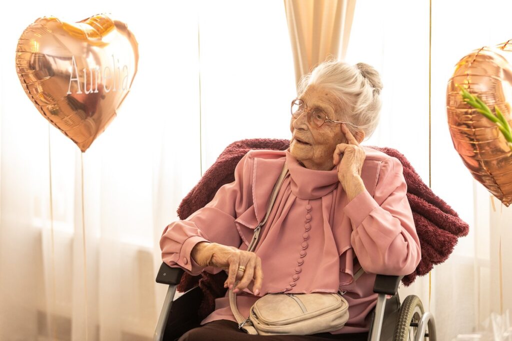107. Urodziny Aurelii Liwińskiej, fot. Szymon Zdziebło/tarantoga.pl dla UMWKP