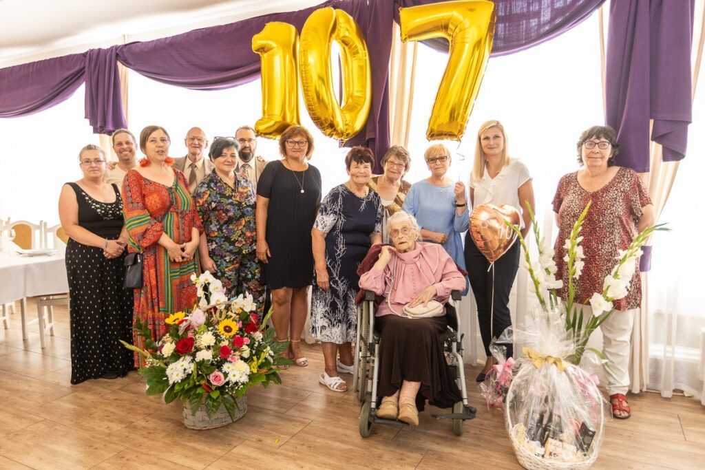 107. Urodziny Aurelii Liwińskiej, fot. Szymon Zdziebło/tarantoga.pl dla UMWKP