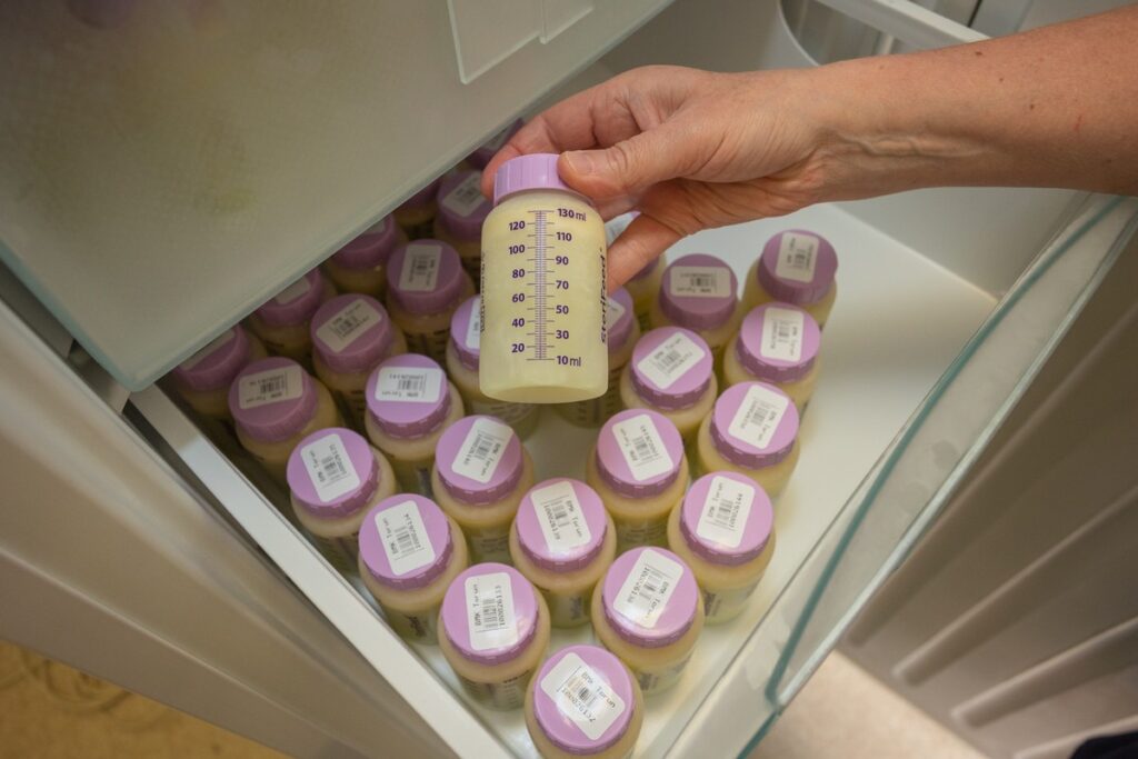 Bank Mleka Kobiecego w WSZ w Toruniu, fot. Mikołaj Kuras dla UMWKP