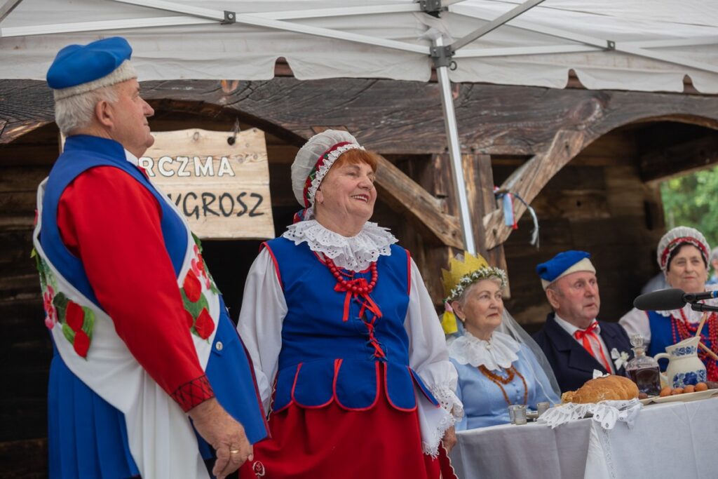 Wesele w Kłóbce fot. Mikołaj Kuras dla UMWKP